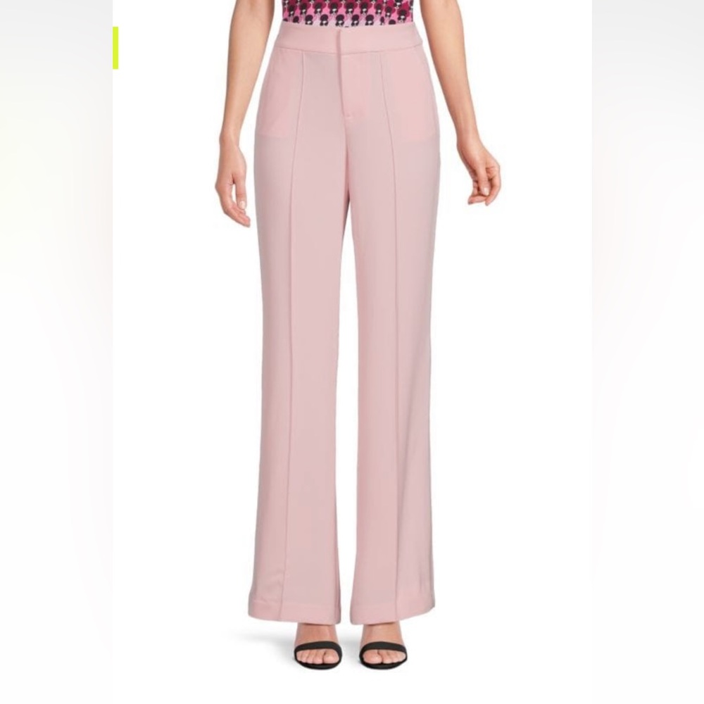 Alice and Olivia wide leg trousers size 2 in pale pink. Hi Barbie 👋